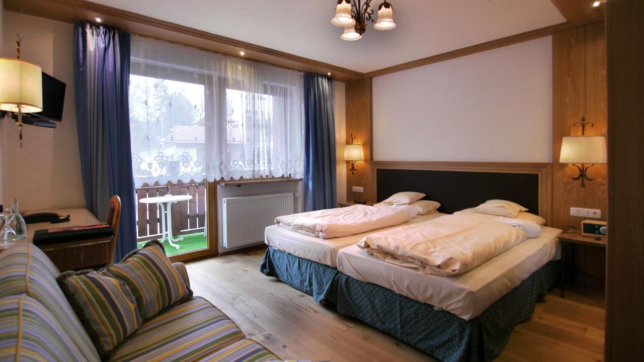 Wellness Hotel Bayerischer Hof Rimbach  Exterior photo